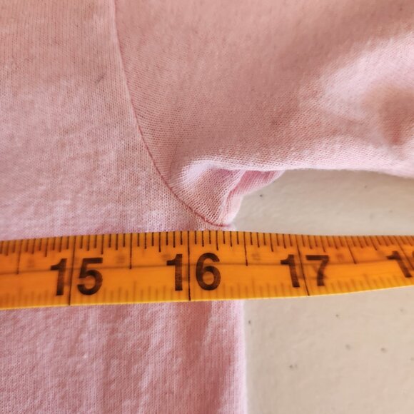 Tara McPherson “Ohana” Graphic T-Shirt Women’s Small Pink Hot Topic Exclusive - Picture 5 of 6